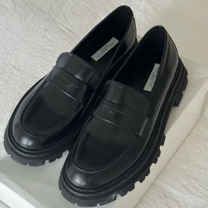 Tony Bianco Black Loafers Women’s Size 10